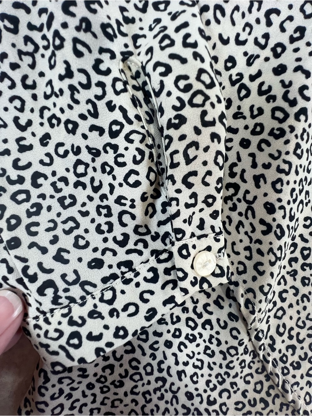 ✨🖤Chelsea & Theodore Size M Leopard Print Layered High Low Tunic Blouse✨🖤 - Picture 5 of 11